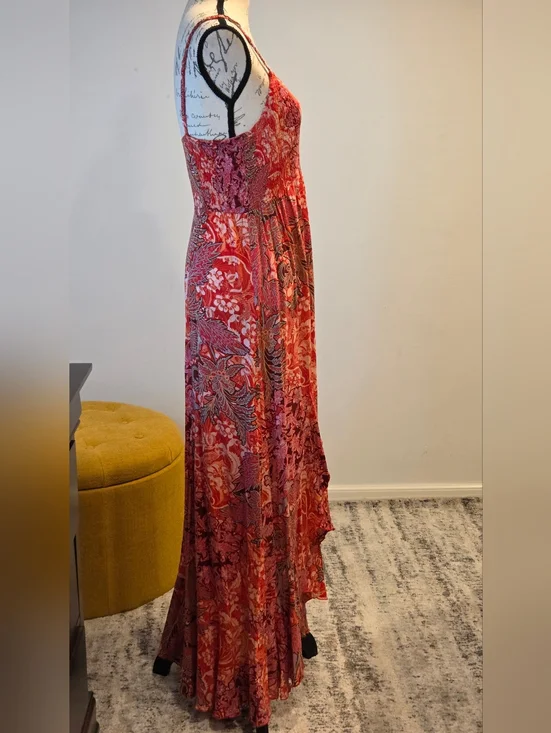 Free Peiple Red Floral Maxi Dress with Spaghetti Straps - Picture 6 of 16